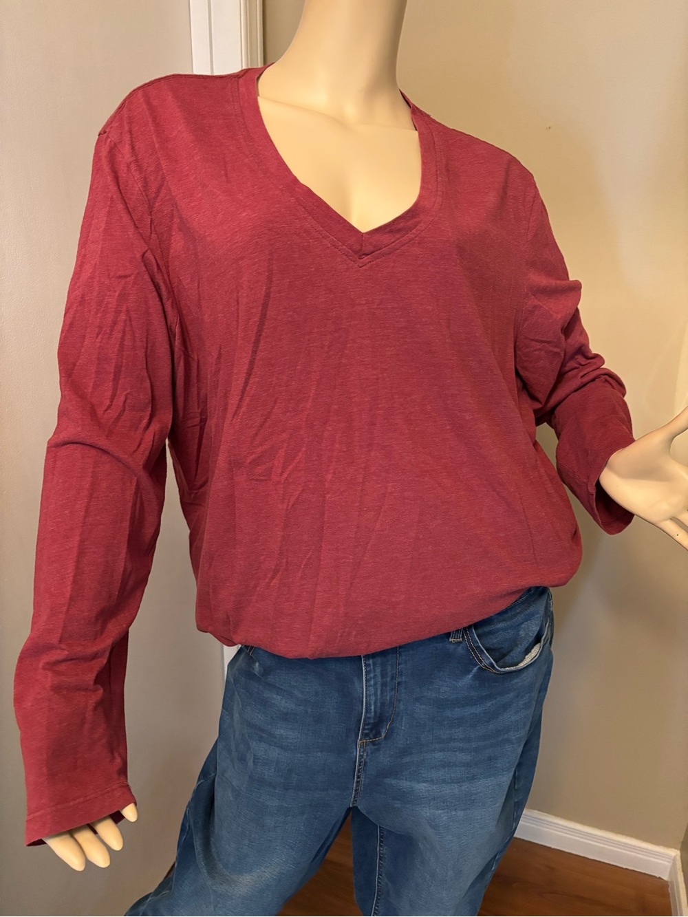Natural Reflections Women's V-Neck Long Sleeve Top in Wine